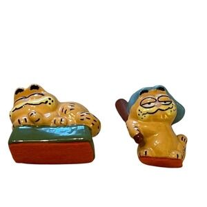 Vintage Enesco Garfield Ceramic Figurine Set of 2 Baseball‎ & Relaxing Pose 1978